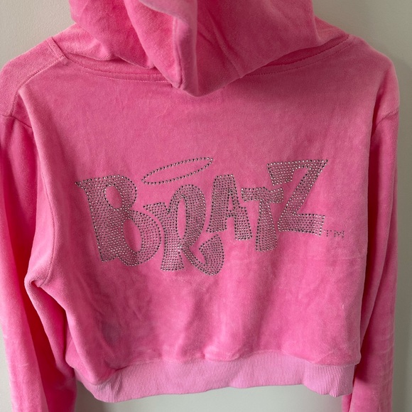 Bratz Pink Velvet Cropped Zip Hoodie - Picture 3 of 4